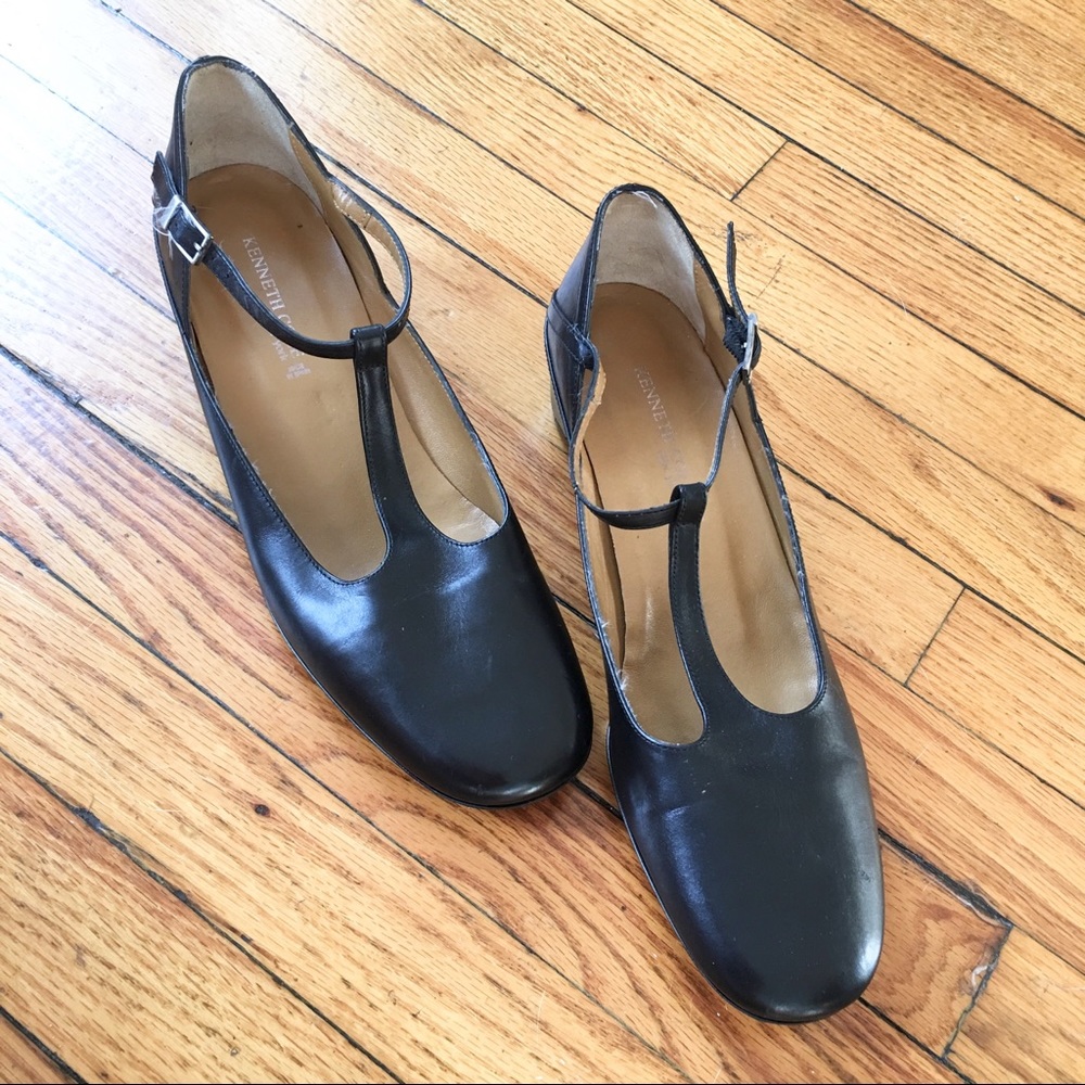 Kenneth Cole T-strap Mary Janes